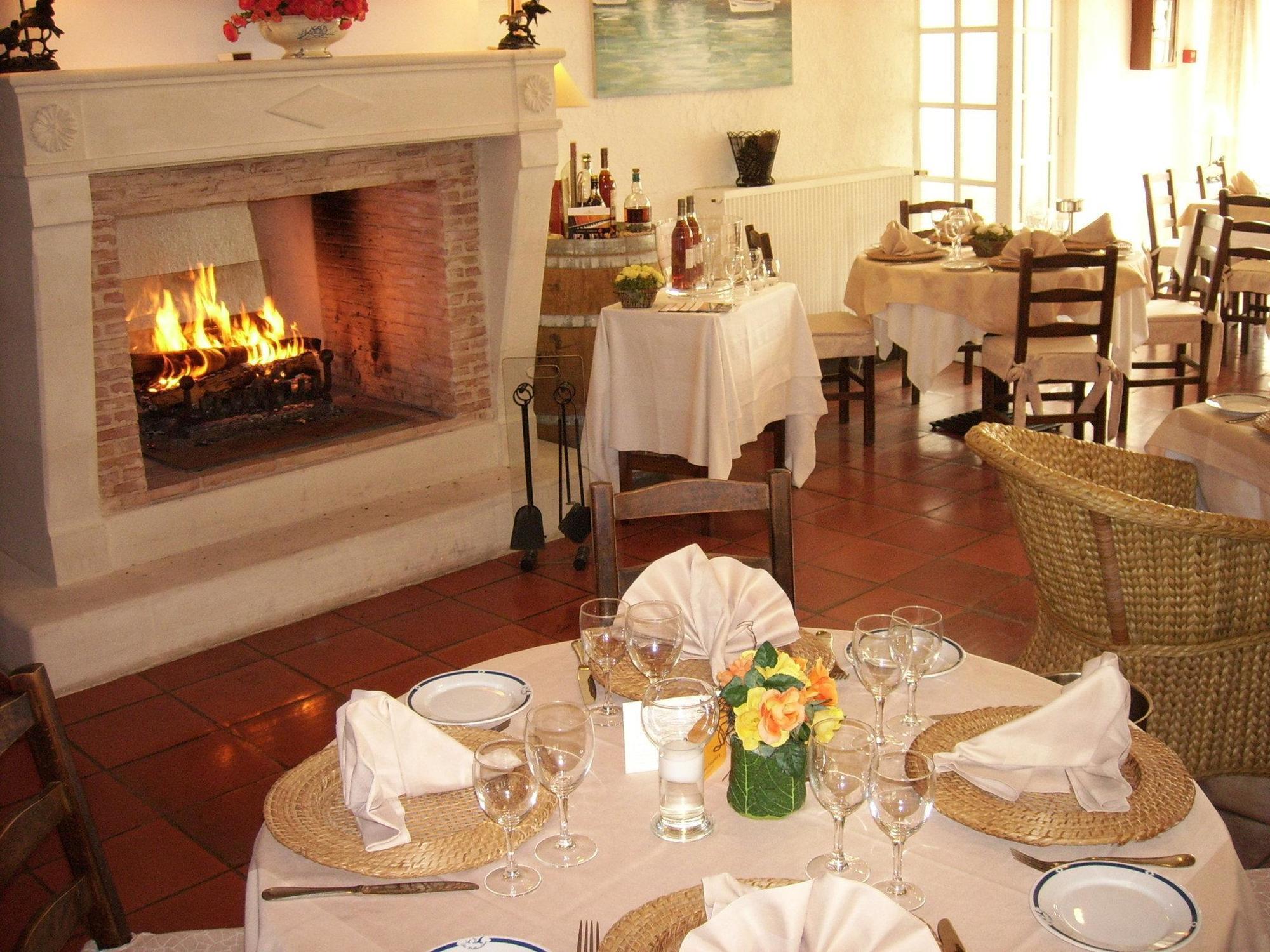Hotel Les Gollandieres Le Bois-Plage-en-Re Ngoại thất bức ảnh
